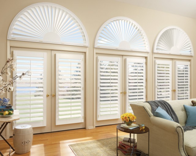 Hunter Douglas NewStyle Shuuters